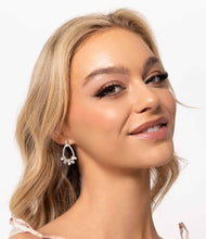 Load image into Gallery viewer, Experience Elegance - White