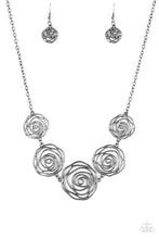 Load image into Gallery viewer, Rosy Rosette - Black