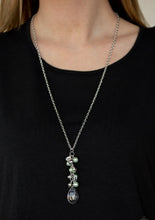 Load image into Gallery viewer, Teardrop Serenity - Green