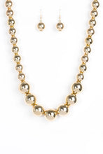 Load image into Gallery viewer, Glamour Glare - Gold
