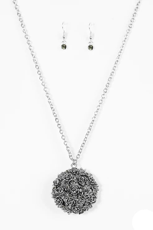Royal In Roses - Silver