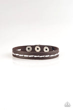 Load image into Gallery viewer, First Class TRAVELER - Brown
