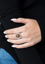 Load image into Gallery viewer, Glittering Go-Getter - Brown
