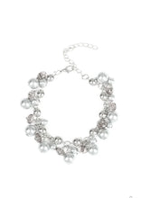 Load image into Gallery viewer, Kensington Kiss - Silver
