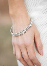 Load image into Gallery viewer, Ballroom Bauble - White
