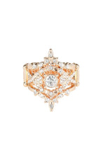 Load image into Gallery viewer, Royal Love Story - Gold
