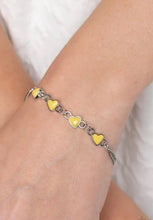 Load image into Gallery viewer, Smitten Sweethearts - Yellow
