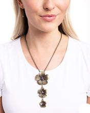 Load image into Gallery viewer, Wallflower Whimsy - Brass
