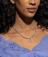 Load image into Gallery viewer, Trendy Trenchant - Silver
