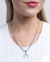 Load image into Gallery viewer, Trendy Trenchant - Silver
