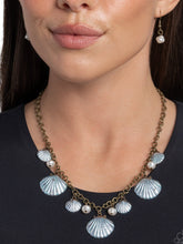 Load image into Gallery viewer, Seashell Sophistication - Brass
