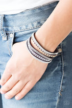 Load image into Gallery viewer, Fashion Fiend - Blue

