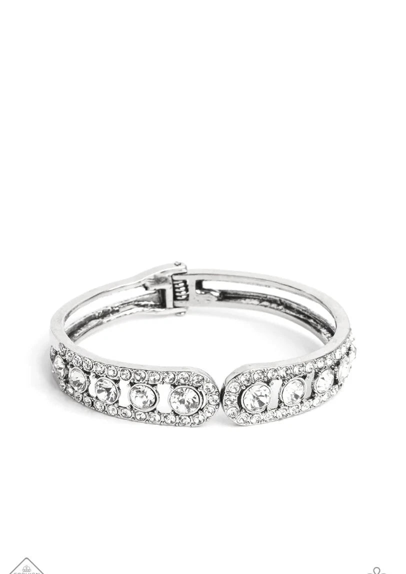 Spellbinding Splendor - White