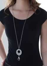 Load image into Gallery viewer, Glitzy Glow - Silver
