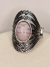 Load image into Gallery viewer, Royal Roamer  - Silver
