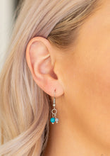 Load image into Gallery viewer, Dainty Distraction - Blue
