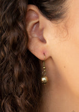 Load image into Gallery viewer, Tour de Demure - Brass
