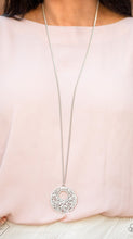 Load image into Gallery viewer, Pearl Panache - White
