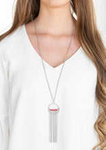 Load image into Gallery viewer, Terra Tassel - Red
