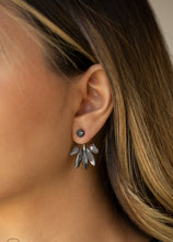 Load image into Gallery viewer, Stunningly Striking - Black
