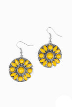 Load image into Gallery viewer, Petal Paradise - Yellow
