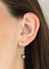 Load image into Gallery viewer, 5th Avenue Flirtation - Green

