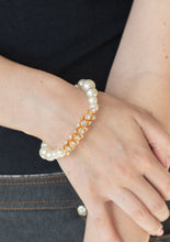 Load image into Gallery viewer, Traffic-Stopping Sparkle - Gold
