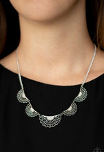 Load image into Gallery viewer, Fanned Out Fashion - Silver
