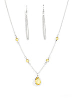 Load image into Gallery viewer, Romantic Rendezvous - Yellow
