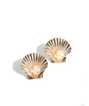 Load image into Gallery viewer, Oyster Opulence - Gold
