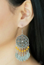 Load image into Gallery viewer, Free Spirited Fashionista - Orange
